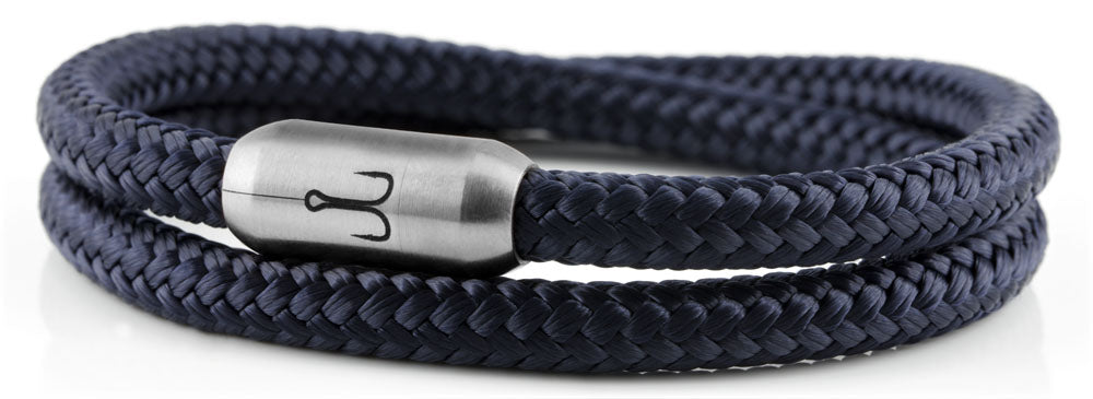 Geschlossenes Armband, Garnele marineblau, Magnetverschluss silber von Fischers Fritze