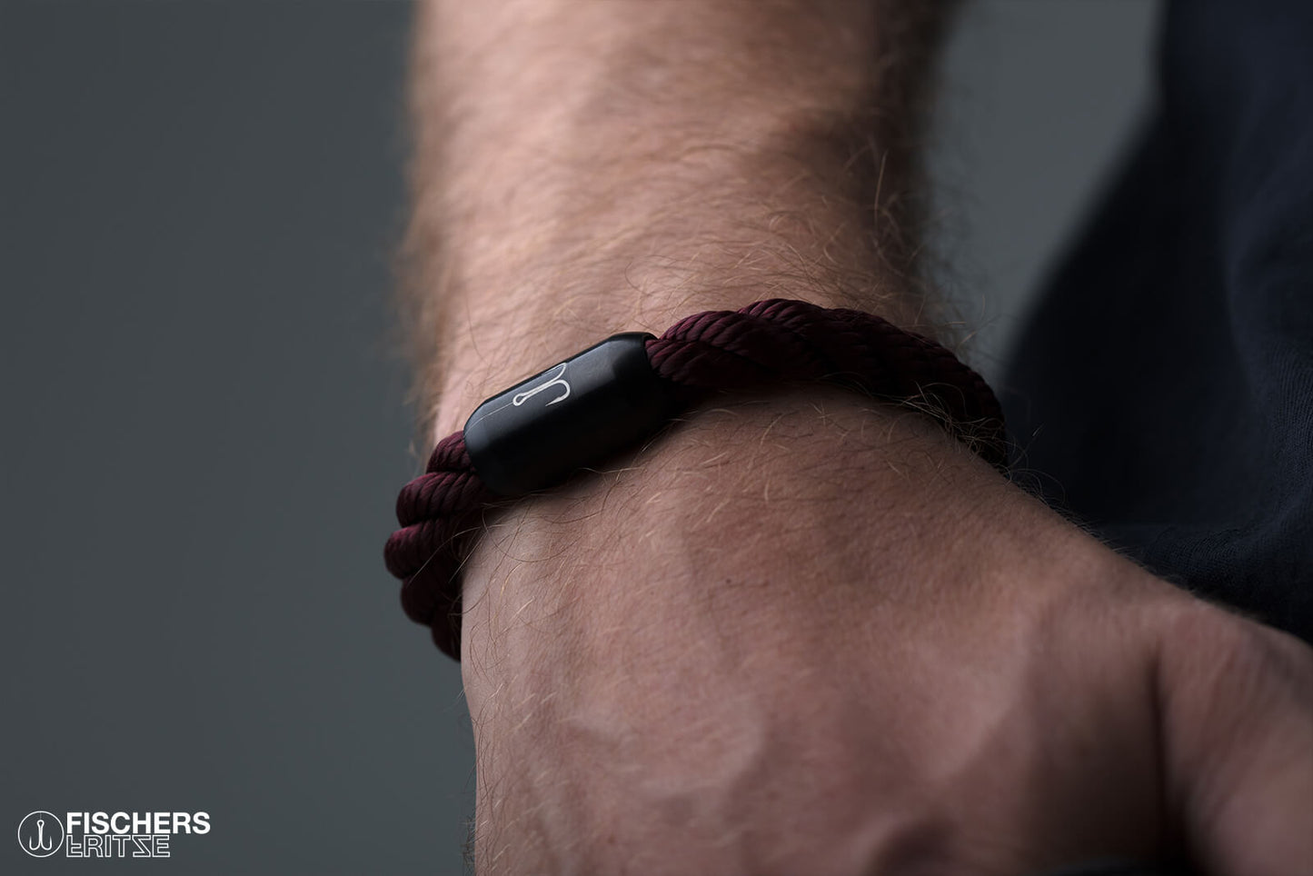 fischers fritze armband torpedomakrele segeltau dunkelrot gedreht august nah