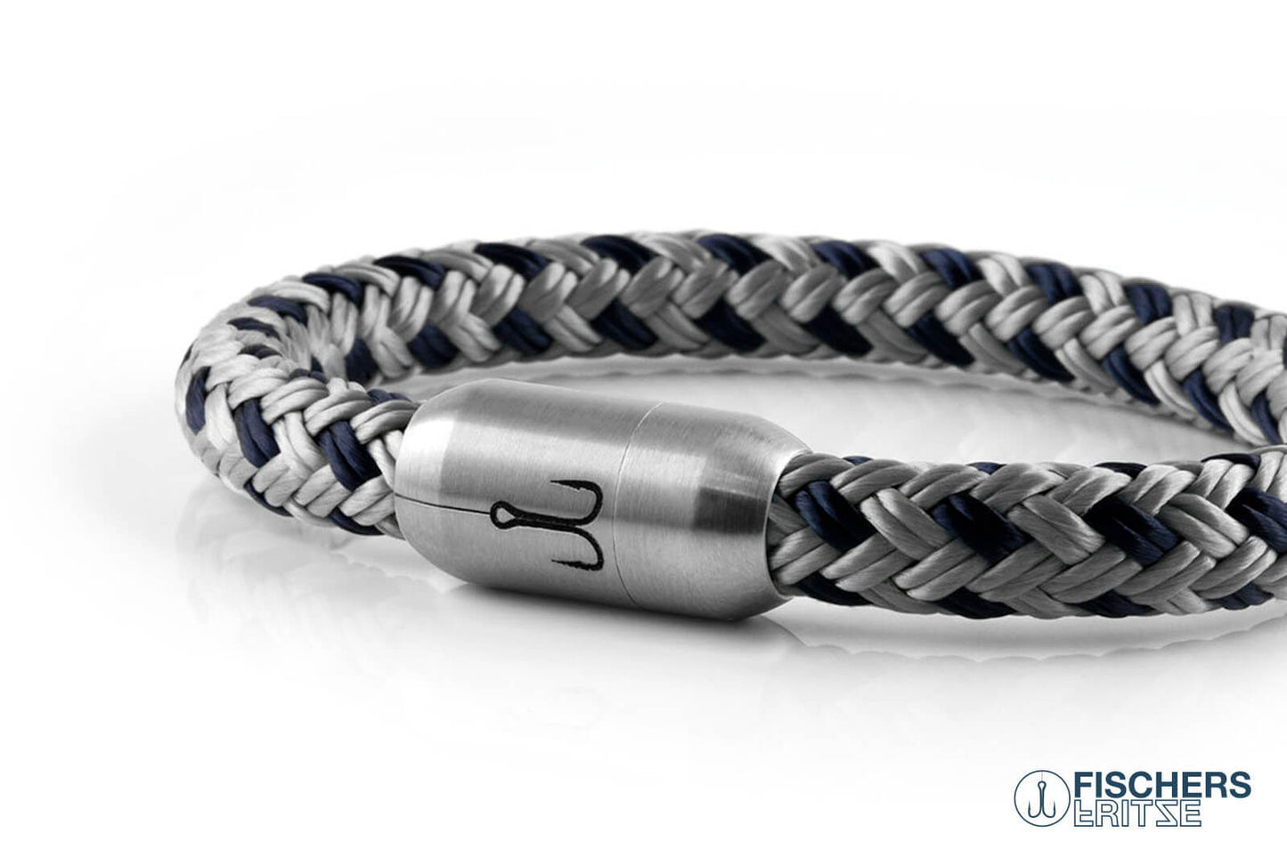 Maritimes Armband Makrele silbergrau marineblau von Fischers Fritze, mit Edelstahl Gravur