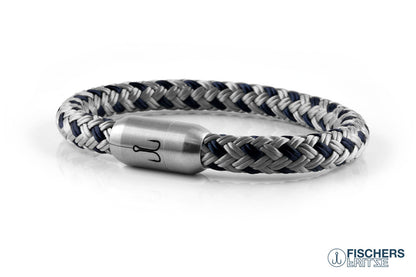 Maritimes Armband von Fischers Fritze, Makrele aus Segeltau silbergrau marineblau, mit Edelstahl-Gravur