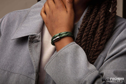 Shrimp Bjarne - Pastel Green Grass Dark Green