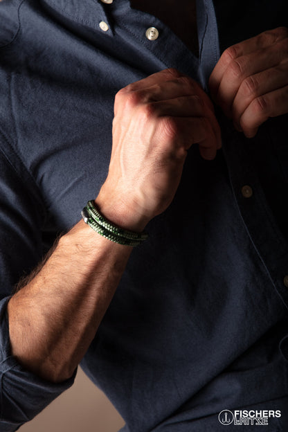 Shrimp Bjarne - Pastel Green Grass Dark Green