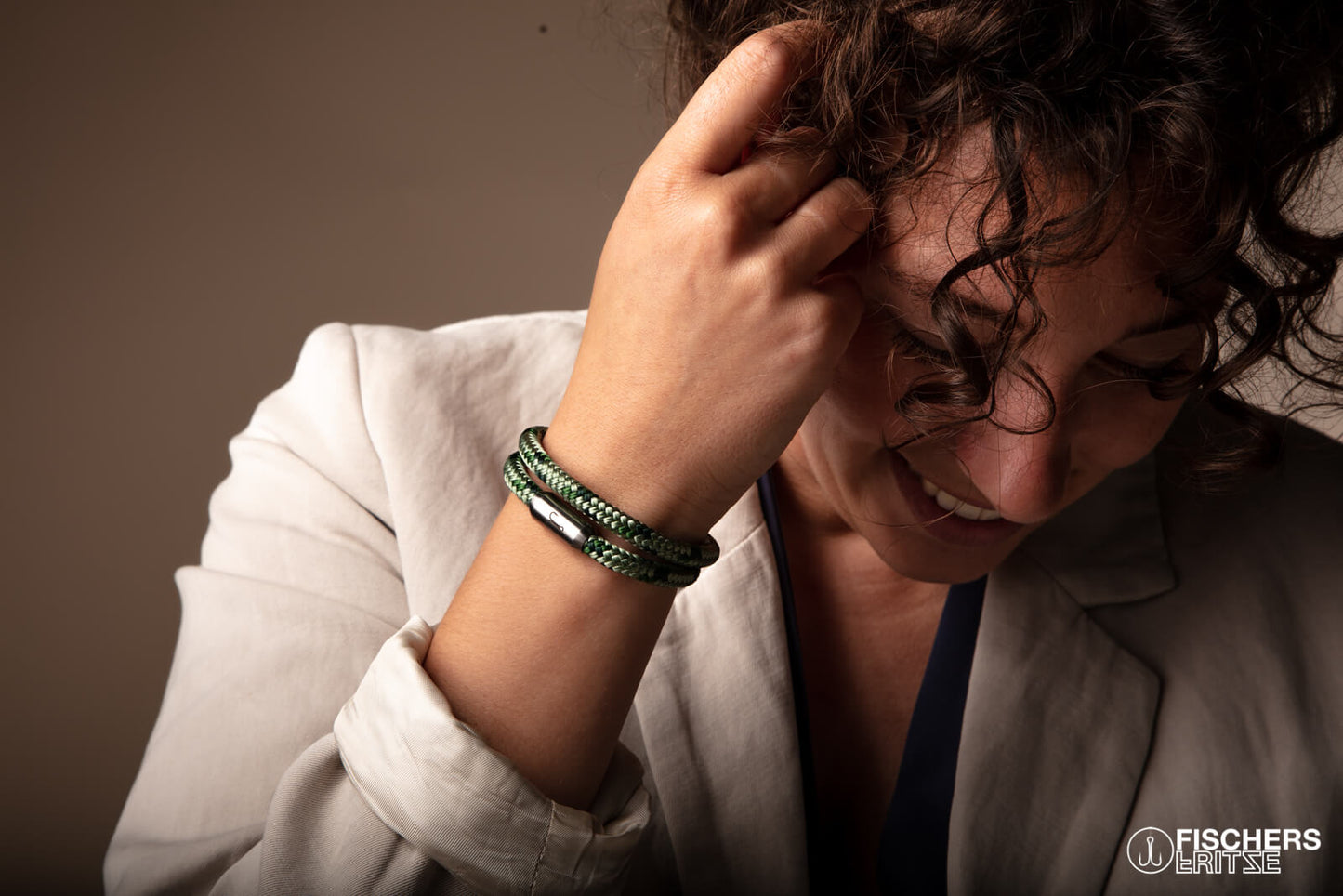 Shrimp Bjarne - Pastel Green Grass Dark Green