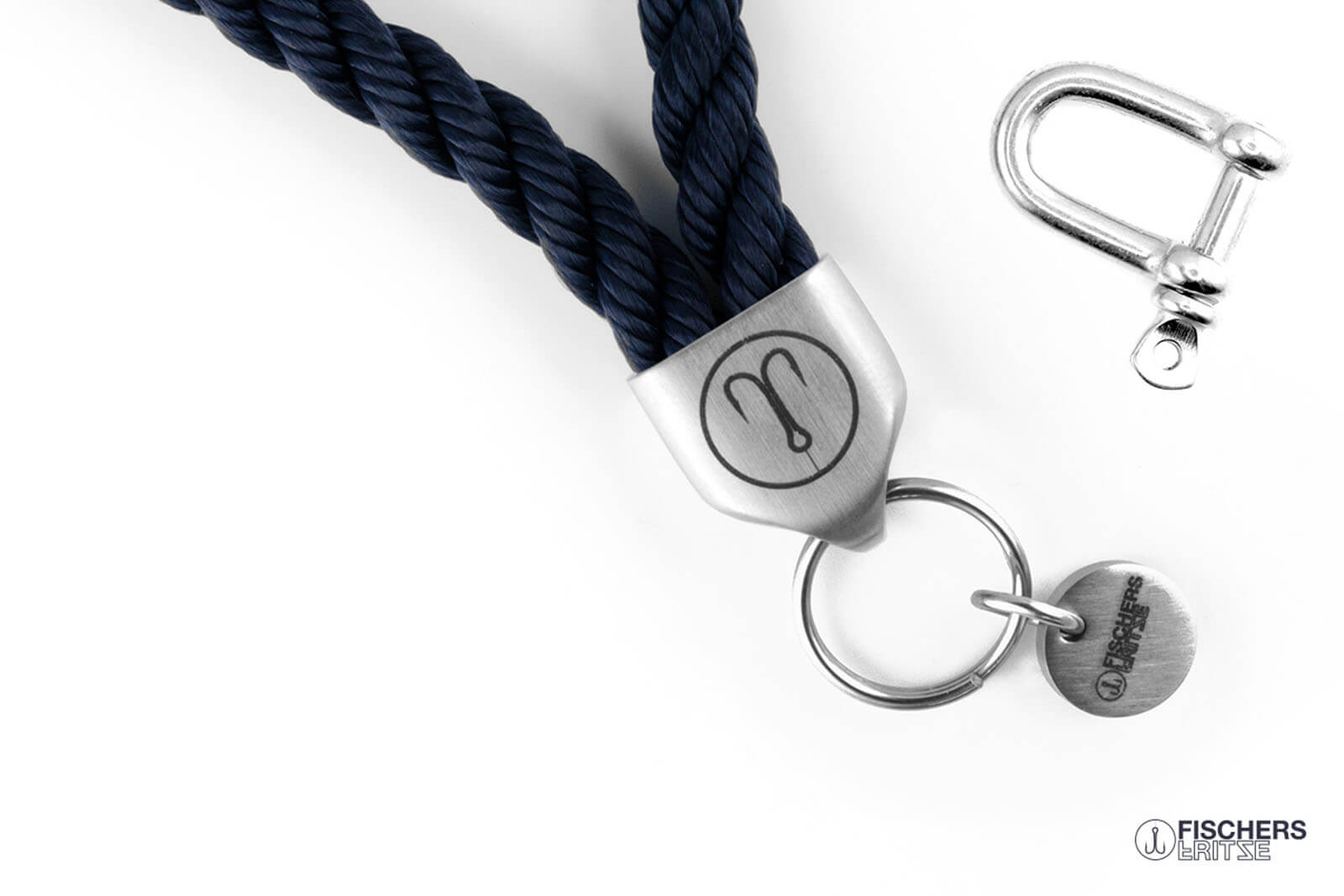 Fischers Fritze Segeltau Keychain Dicker Hering marineblau gedreht mit Schluesselring und Angelhaken Gravur