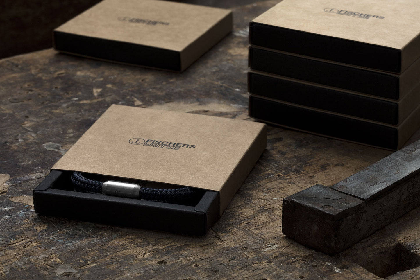 Geschenkverpackung für Fischers Fritze Armbaender für Damen und Herren, aus Segeltau und Leder, rosegold